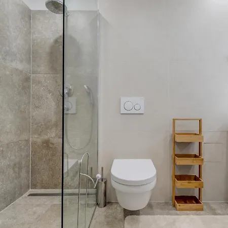 Lori Apartman Split